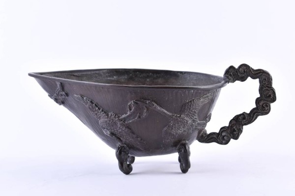 Archaic bronze casting vessel - Yi, China probably Ming period