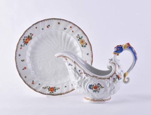 Group of Meissen swan service