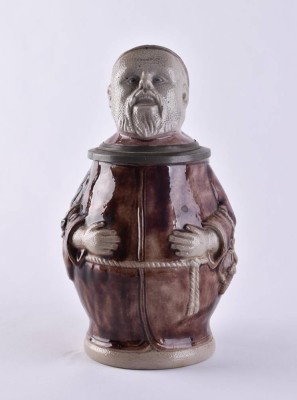 Figurenkrug als Mönch um 1900