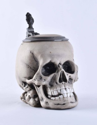 Skull-shaped student jug from around 1900