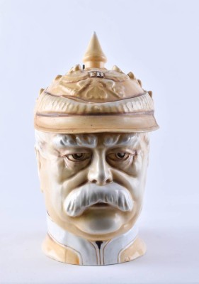 Figurenkrug um 1900