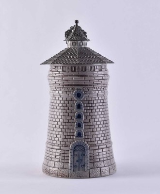 Bierkrug als Wachturm um 1900