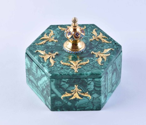 Malachite lidded box Russia