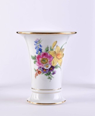 Trumpet vase Meissen