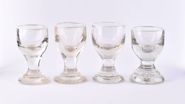 4 white-rimmed glasses 19th century