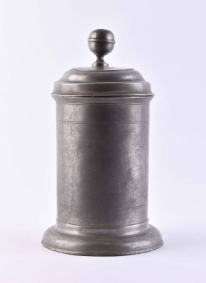 Roller pewter jug, circa 1784