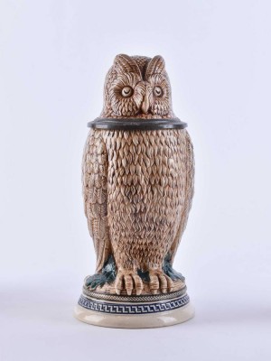 Figurine jug as an owl around 1900
