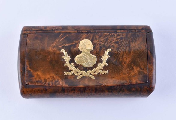 Cigarette box Russia