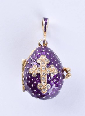 Fabergé-style pendant