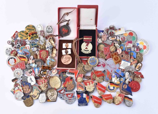 Konvolut DDR Abzeichen