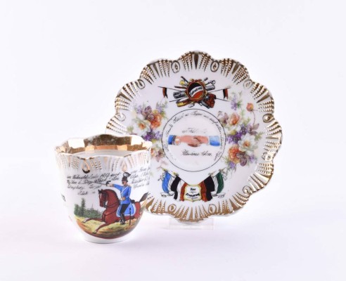 Militaria Erinnerungstasse mit Untertasse