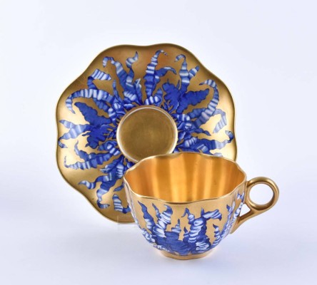 Jugendstil Tasse mit Untertasse