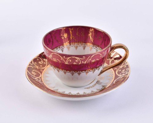 Limoges Vitrinentasse mit Untertasse 