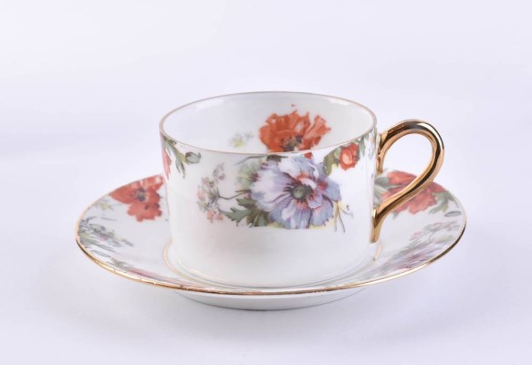 Vitrinentasse mit Unterasse Wien