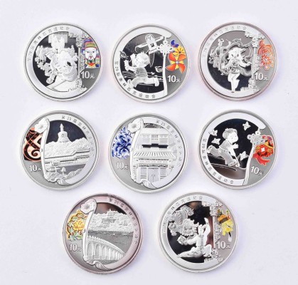 VR China 8x 10 Yuan Farbmünzen