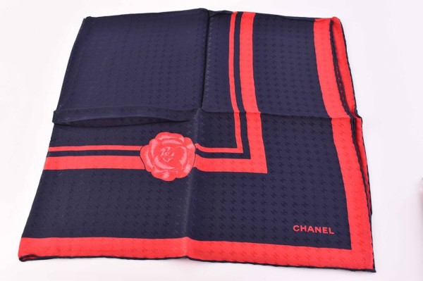 Seidentuch Chanel