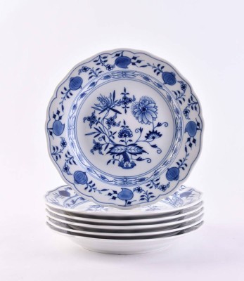 6 Meissen cake plates