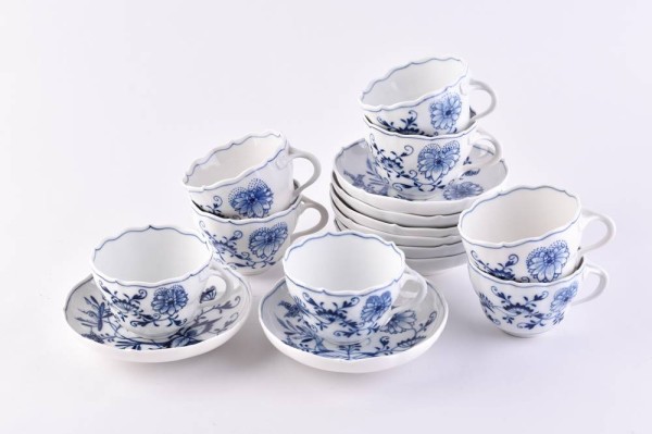 8 cups & 8 saucers Meissen
