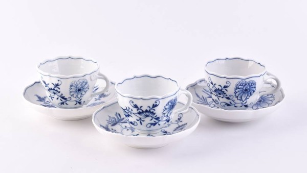 3 cups & 3 saucers Meissen