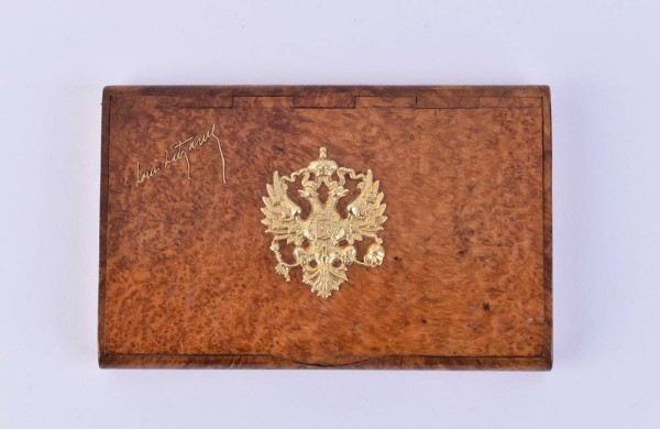 Zigarettenetui Russland