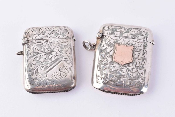 2 Streichholzbehälter mit Reibefläche England