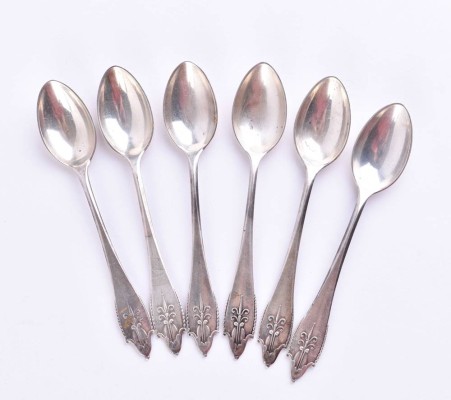 6 demitasse spoons