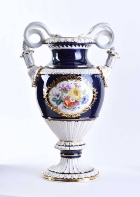 Large splendid snake handle vase Meissen 20th cent.Century