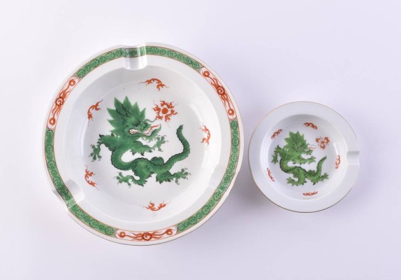 2 Meissen ashtrays