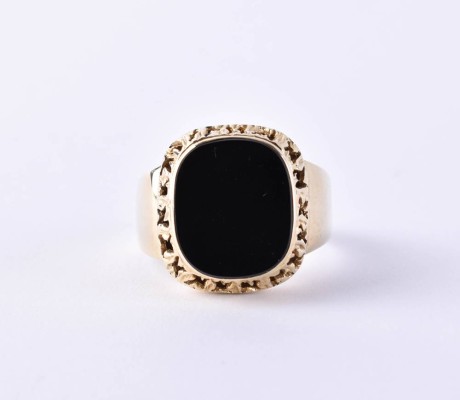 Men’s onyx ring