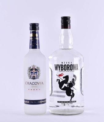 2 Flaschen Wodka