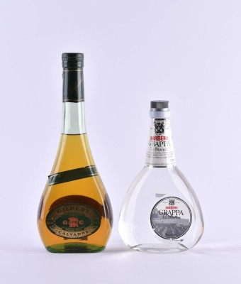 1 Flasche Grappa & 1 Flasche Calvados