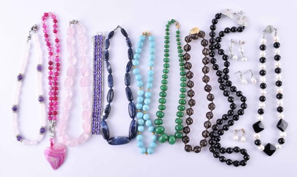 A group of costume jewellery