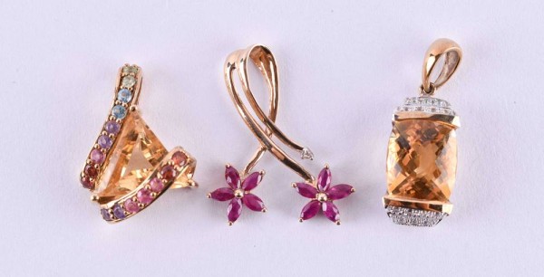 3 pendants