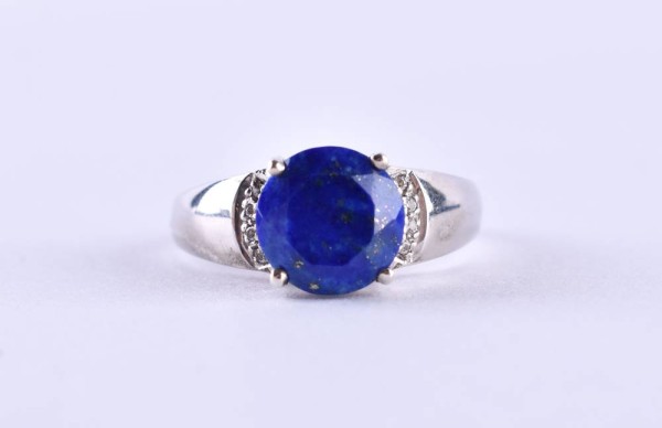 Lapis lazuli ring
