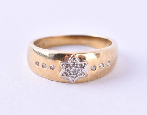 Diamond ring