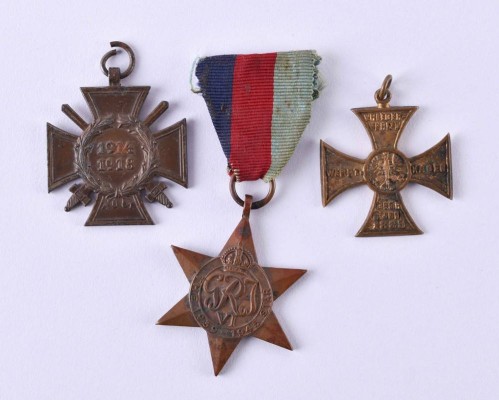 A group of 20th century medals
