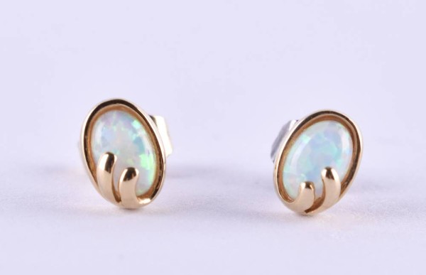 Pair opal earrings