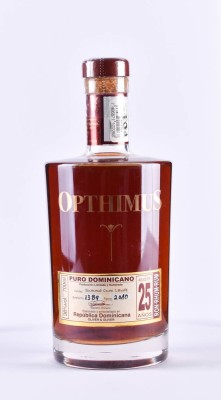 Optimus Puro Dominicano 25 anos