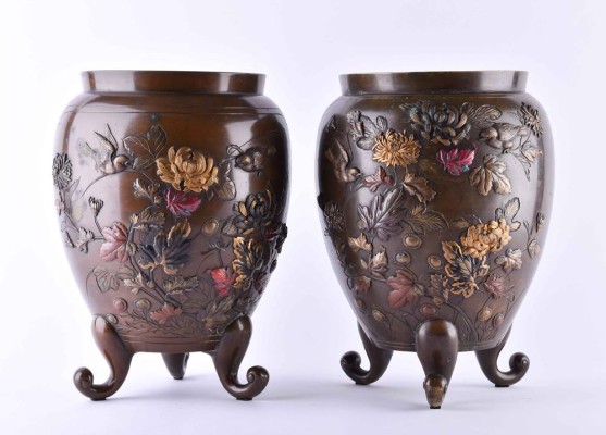 Pair of vases Meiji period