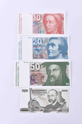 A group of banknotes Switzerland/Austria