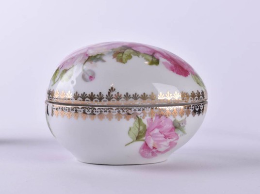 Lidded box Vienna