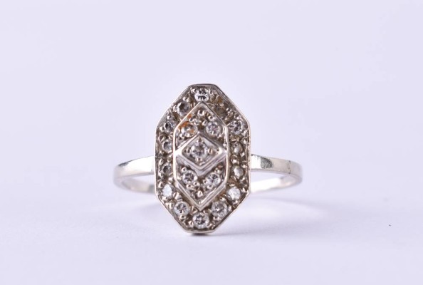 Art Deco diamond ring