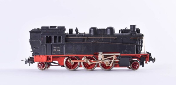 Dampflok BR 75 539 der DR - Gützold