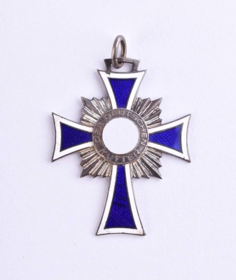 Mutterkreuz in Silber