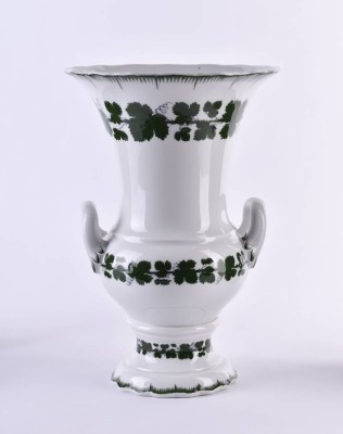 Meissen krater vase
