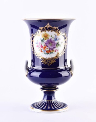 Meissen krater vase