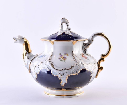 Meissen B-form teapot